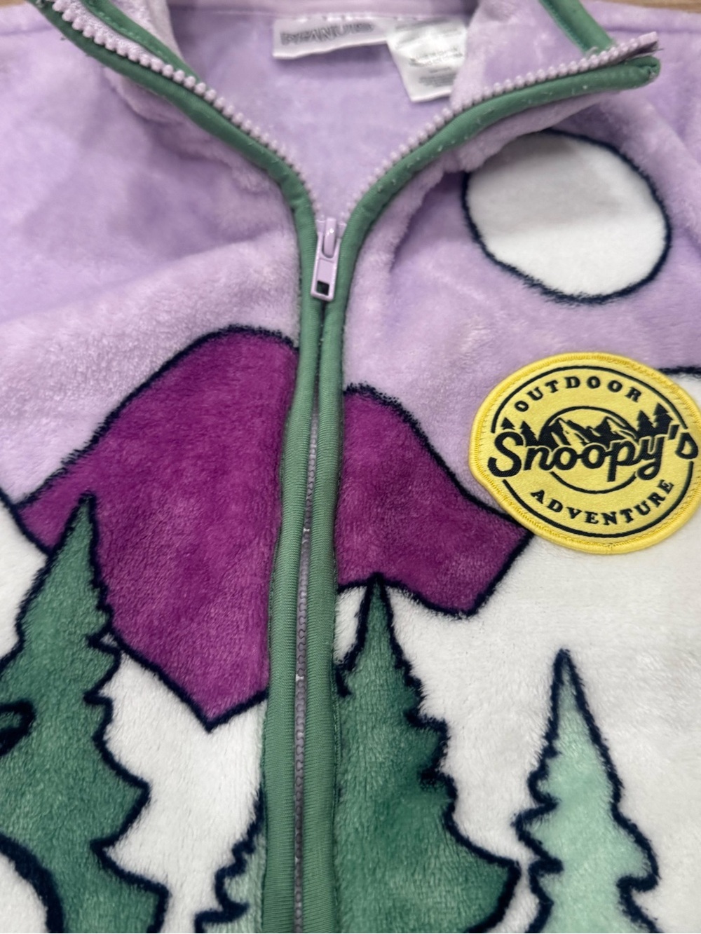 Peanuts Snoopy Outdoor Adventure Fleece Jacket Purple Green S/P - Picture 4 of 7
